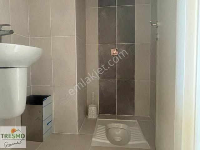 İzmit, Kocaeli içerisinde kiralık mülk