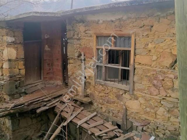 Köprülü, Gündoğmuş içerisinde satılık Villa