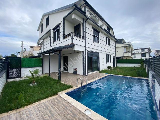 Karasu içerisinde satılık Villa