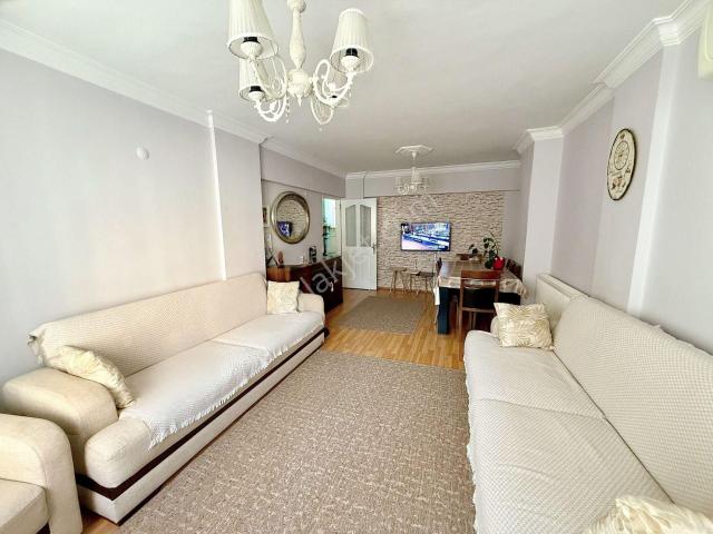 Konak, İzmir içerisinde satılık mülk