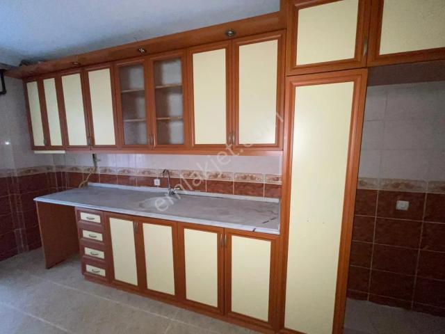 İnkılap Mahallesi, Buca içerisinde kiralık mülk