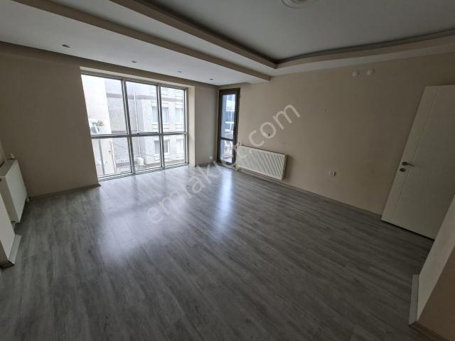 Buca, İzmir içerisinde kiralık mülk