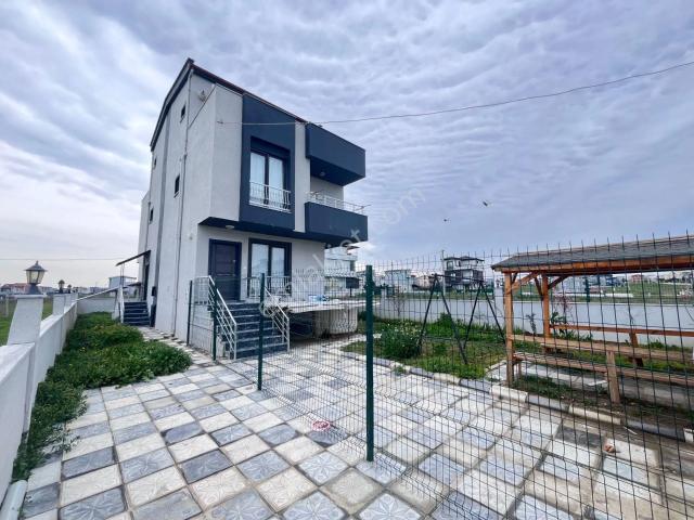 Marmaraereğlisi, Tekirdağ içerisinde satılık Villa