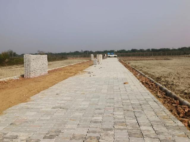 Land for sale in Varanasi, Arunachal Pradesh