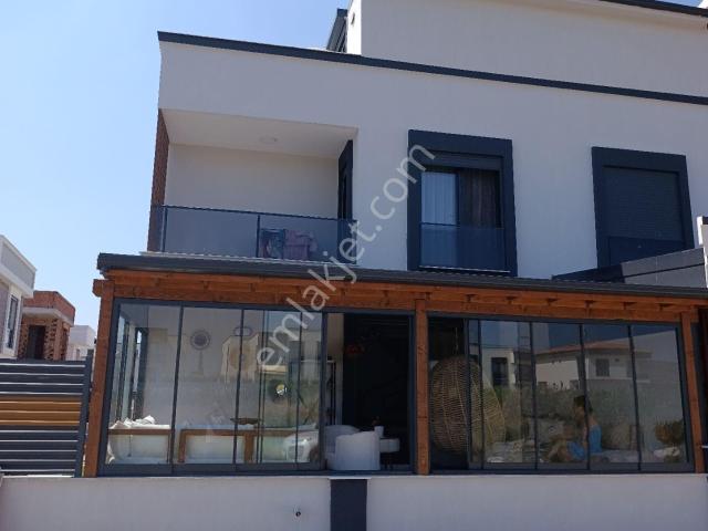 Seferihisar, İzmir içerisinde kiralık mülk