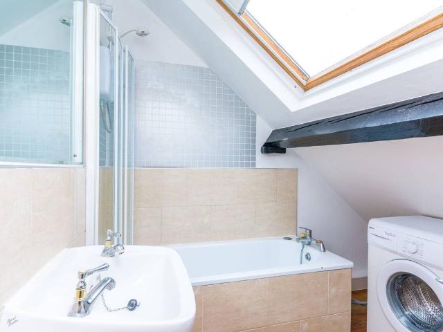 Studio for rent in London Borough of Ealing, Greater London