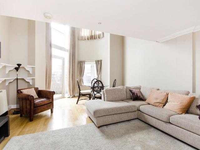 Apartment for rent in Brompton, Greater London