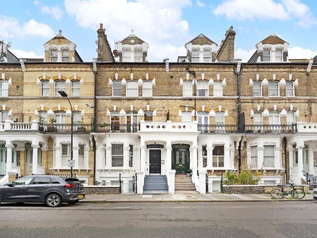 Studio for rent in West Kensington, Greater London