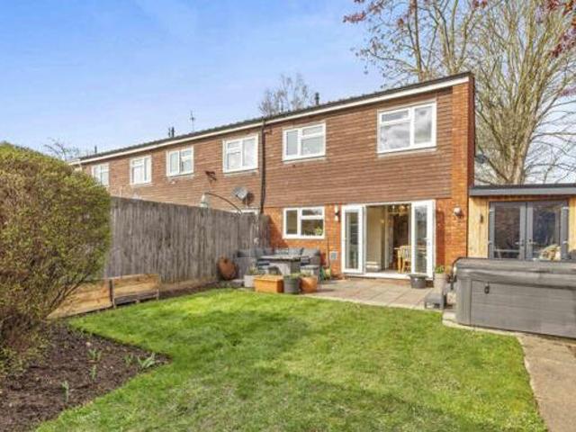 House for sale in Lunnon, Buckinghamshire