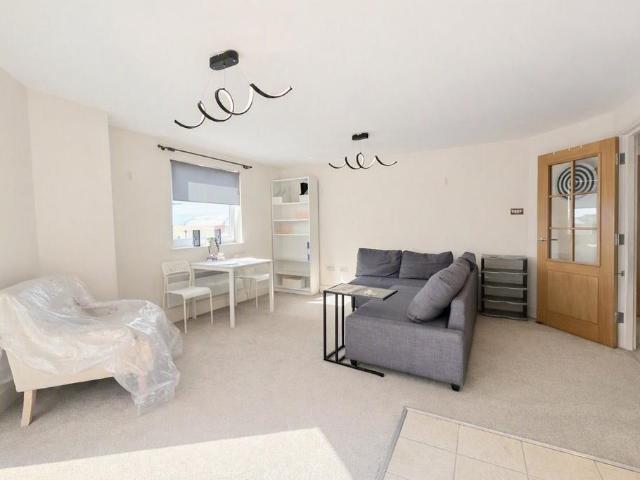 House for rent in Portsea, Portsmouth