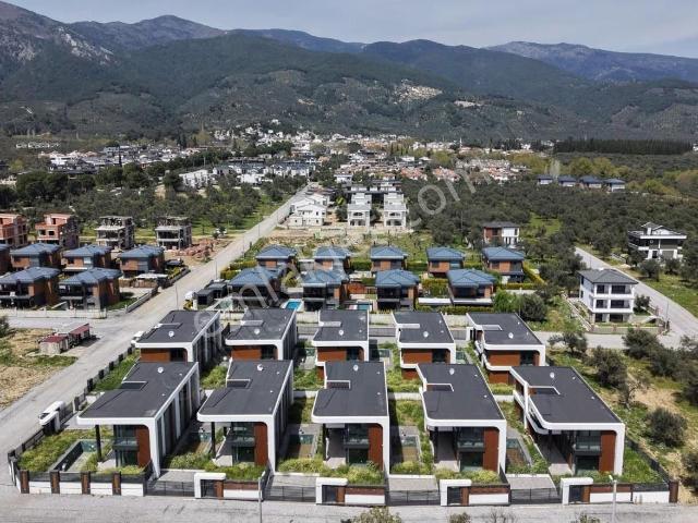 Güre, Edremit içerisinde satılık Villa