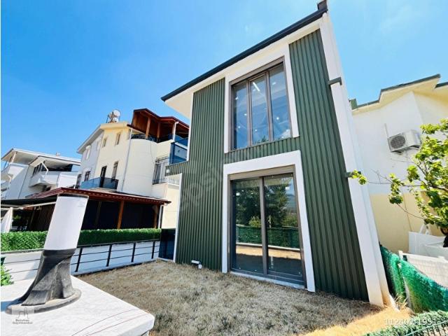 Edremit içerisinde satılık Villa