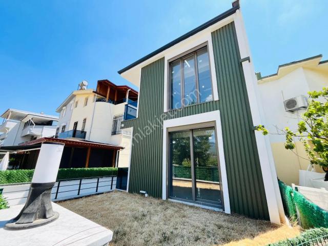 Edremit içerisinde satılık Villa