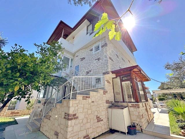 Edremit, Balikesir içerisinde satılık Villa
