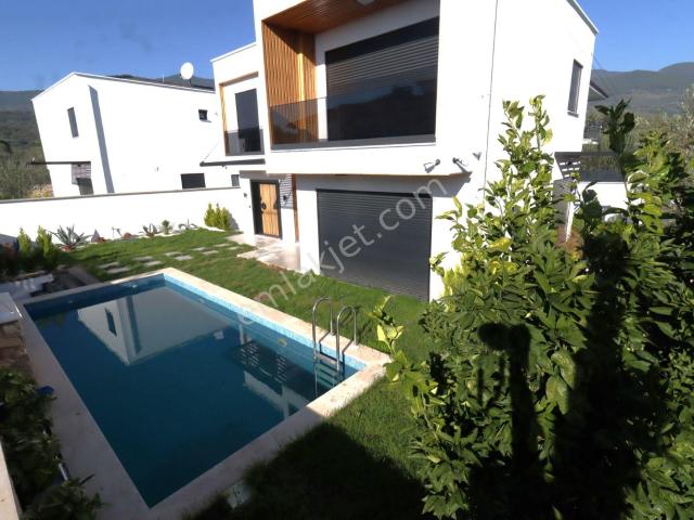 Edremit, Balikesir içerisinde satılık Villa