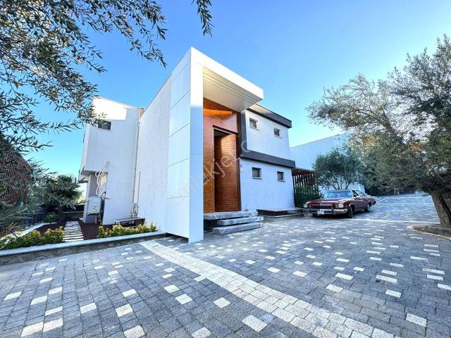 Edremit içerisinde satılık Villa