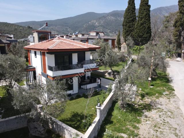 Edremit, Balikesir içerisinde satılık Villa