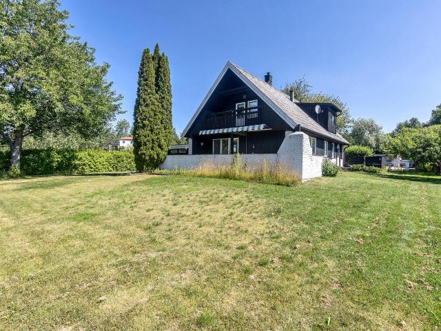 Villa till salu i Ekerö, Stockholm