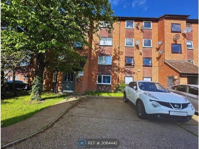 Apartment for rent in London Borough of Barking and Dagenham, Greater London