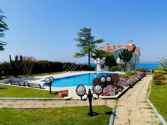 Beylikdüzü, İstanbul içerisinde satılık Villa