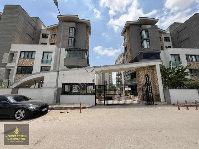 Seyhan, Adana içerisinde satılık mülk