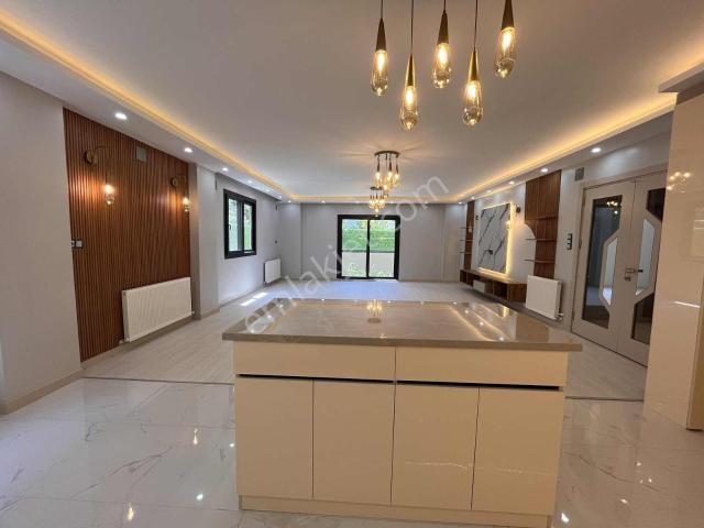 Seyhan, Adana içerisinde satılık Villa