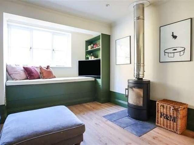 House for rent in Wheathampstead, Five Acres