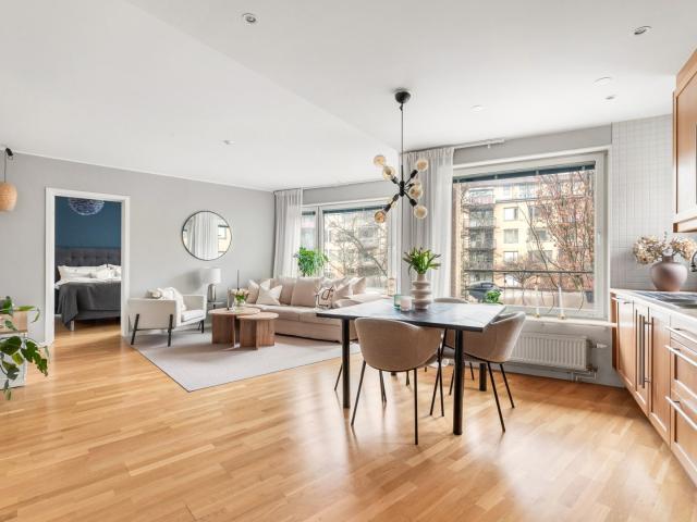 Bostadsrätt till salu i Solna, Stockholm