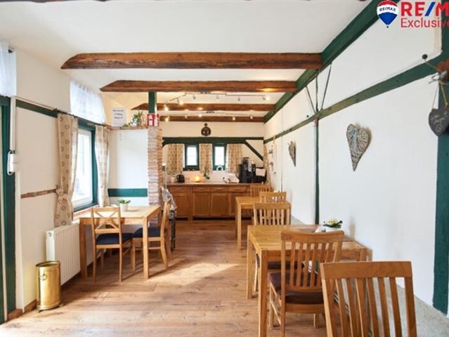 Immobilie kaufen in Schwarzau am Steinfelde, Niederösterreich