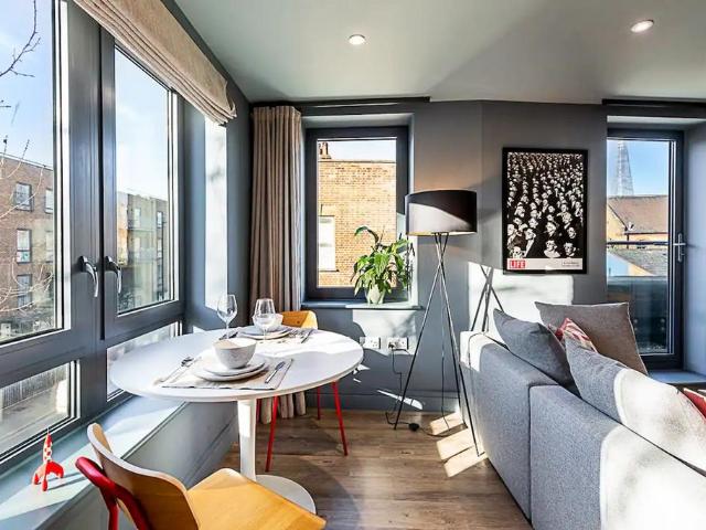 Apartment for rent in Bermondsey Village, Greater London
