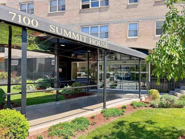 Condo for sale in Hudson, New Jersey
