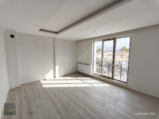 Bostanbaşı Mahallesi, Yeşilyurt içerisinde satılık mülk