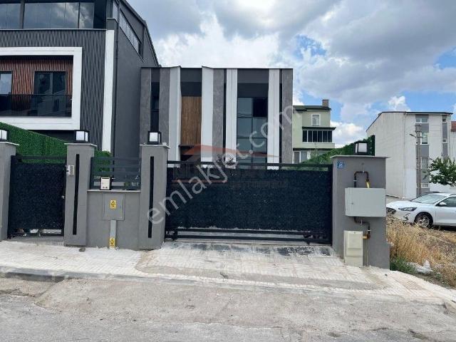 Çorum Merkez içerisinde satılık Villa