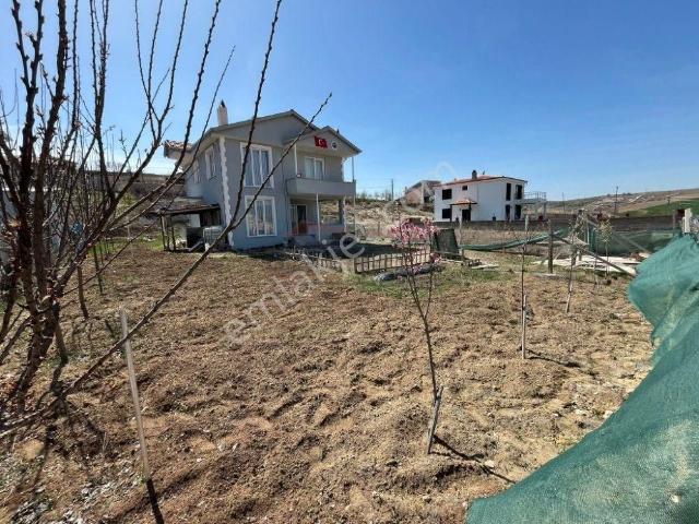 Çorum Merkez içerisinde satılık Villa