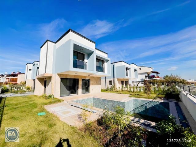 Güzelçamlı Mahallesi, Kuşadası içerisinde satılık Villa