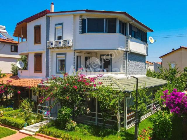 Kuşadasi, Aydin içerisinde satılık Villa