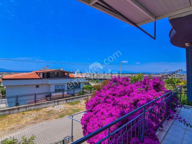 Kuşadasi, Aydin içerisinde satılık Villa