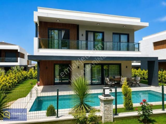 Kuşadasi, Aydin içerisinde satılık Villa