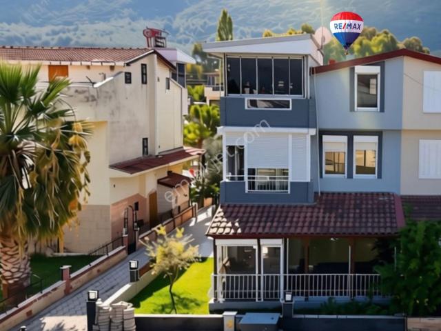 Kuşadasi, Aydin içerisinde satılık Villa