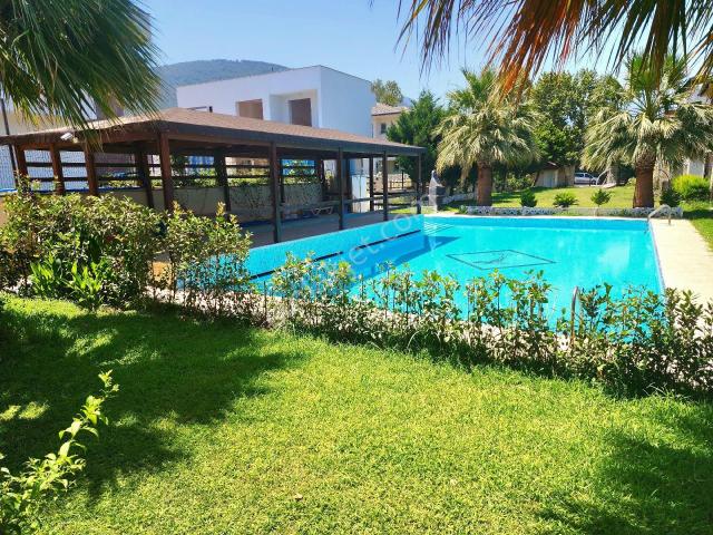 Kuşadasi, Aydin içerisinde satılık Villa