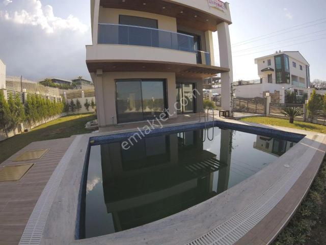 Güzelbahçe, İzmir içerisinde kiralık Villa