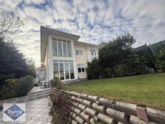Büyükçekmece, İstanbul içerisinde kiralık Villa