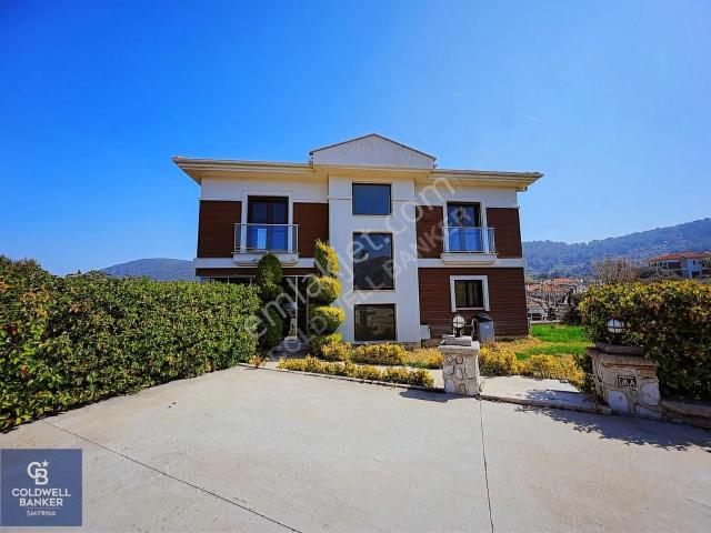 Güzelbahçe, İzmir içerisinde satılık Villa
