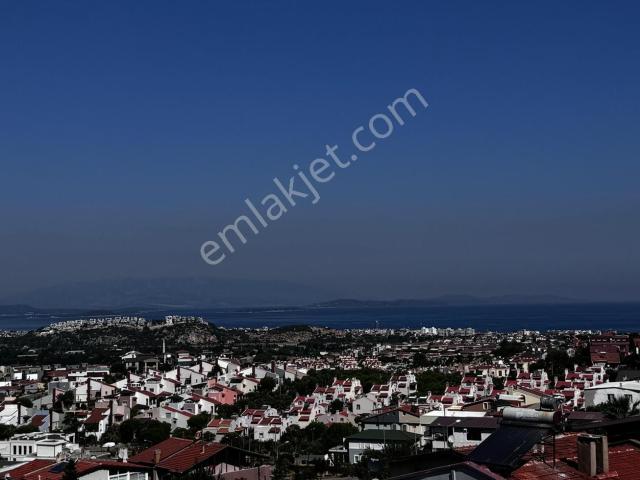 Güzelbahçe, İzmir içerisinde satılık Villa