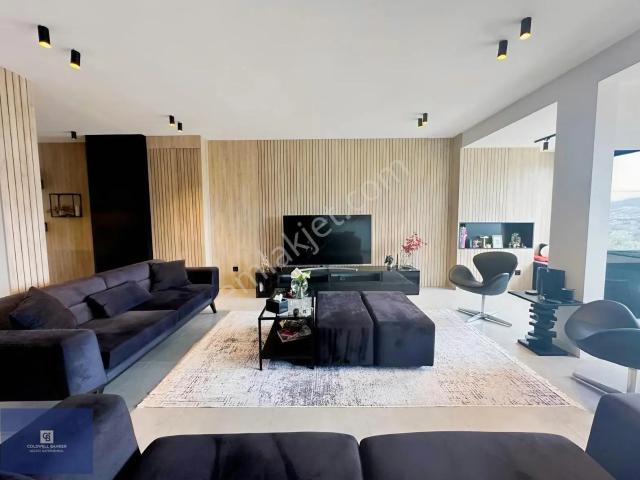 Güzelbahçe, İzmir içerisinde satılık Villa
