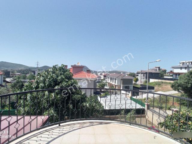 Güzelbahçe, İzmir içerisinde kiralık Villa