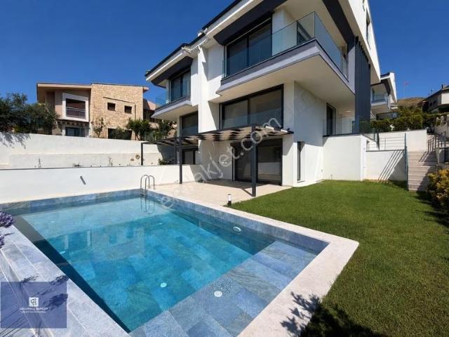 Güzelbahçe, İzmir içerisinde kiralık Villa