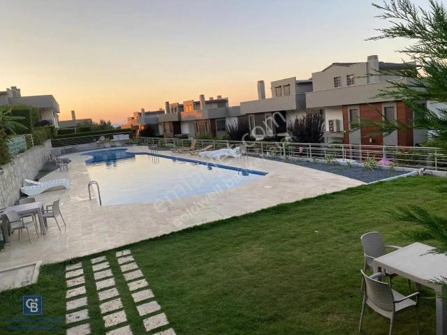 Güzelbahçe, İzmir içerisinde satılık Villa
