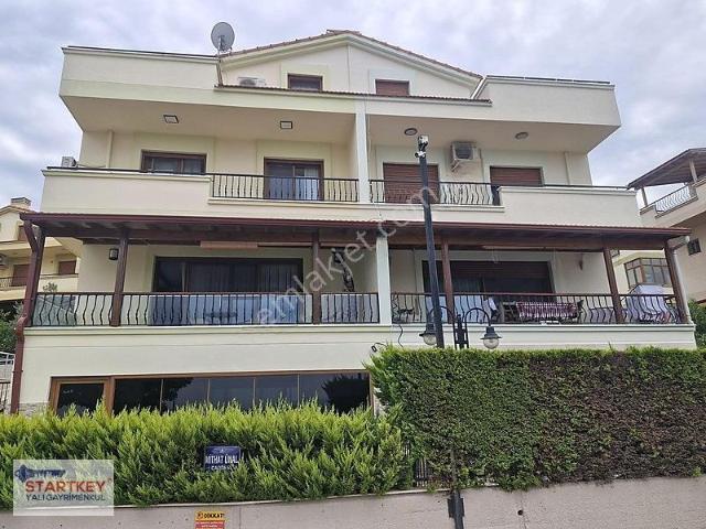 Güzelbahçe, İzmir içerisinde kiralık Villa