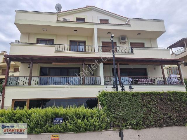 Güzelbahçe, İzmir içerisinde kiralık Villa